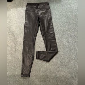 Lululemon wonder under full length shine legging